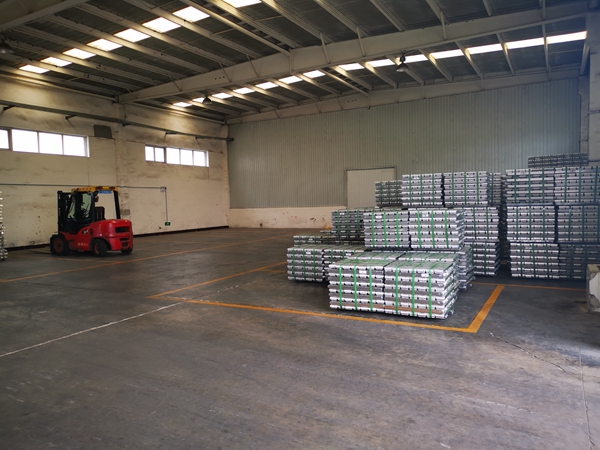 鋁錠、鋁液設(shè)備